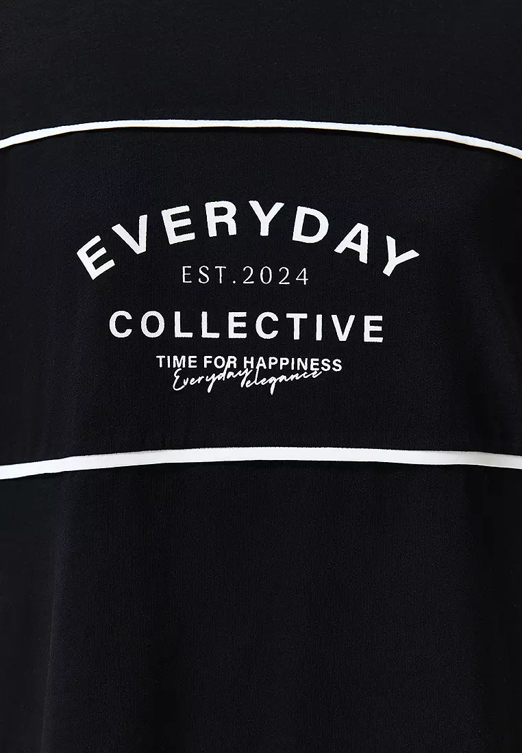 Black Color Block Slogan Oversize/Wide Fit Knitted T-Shirt