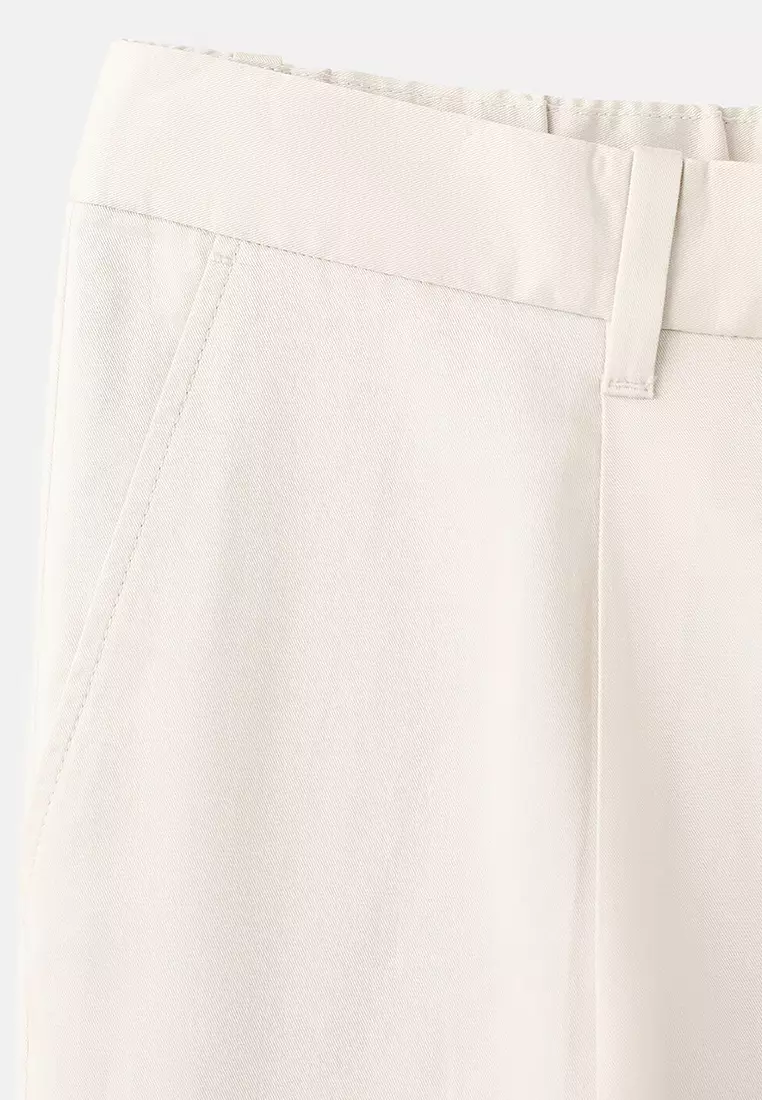 Regular-Fit Pleated Flowy Trousers