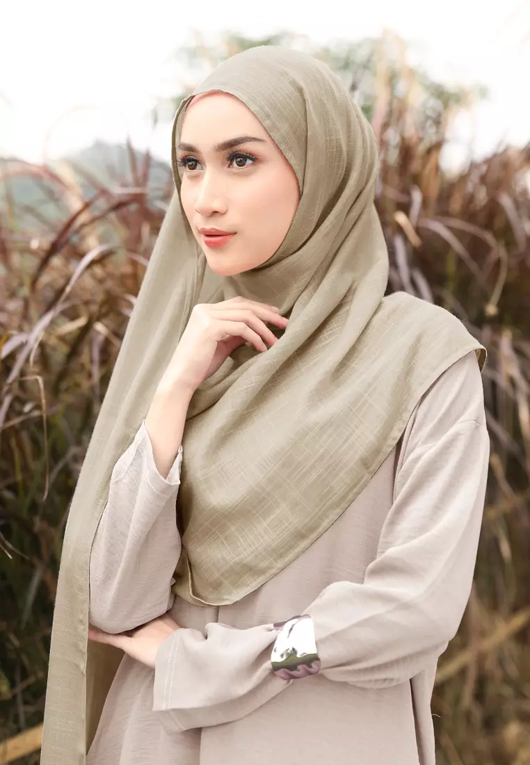 Cotton Bee - Nakeya Shawl | Hijab Pashmina | Viscose Linen - Gold