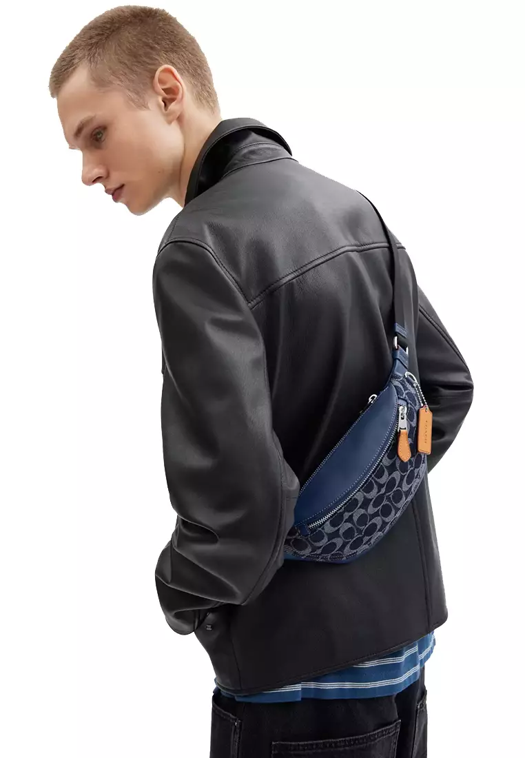 Warren Mini Belt Bag In Signature Denim in Denim/ Deep Blue CY886