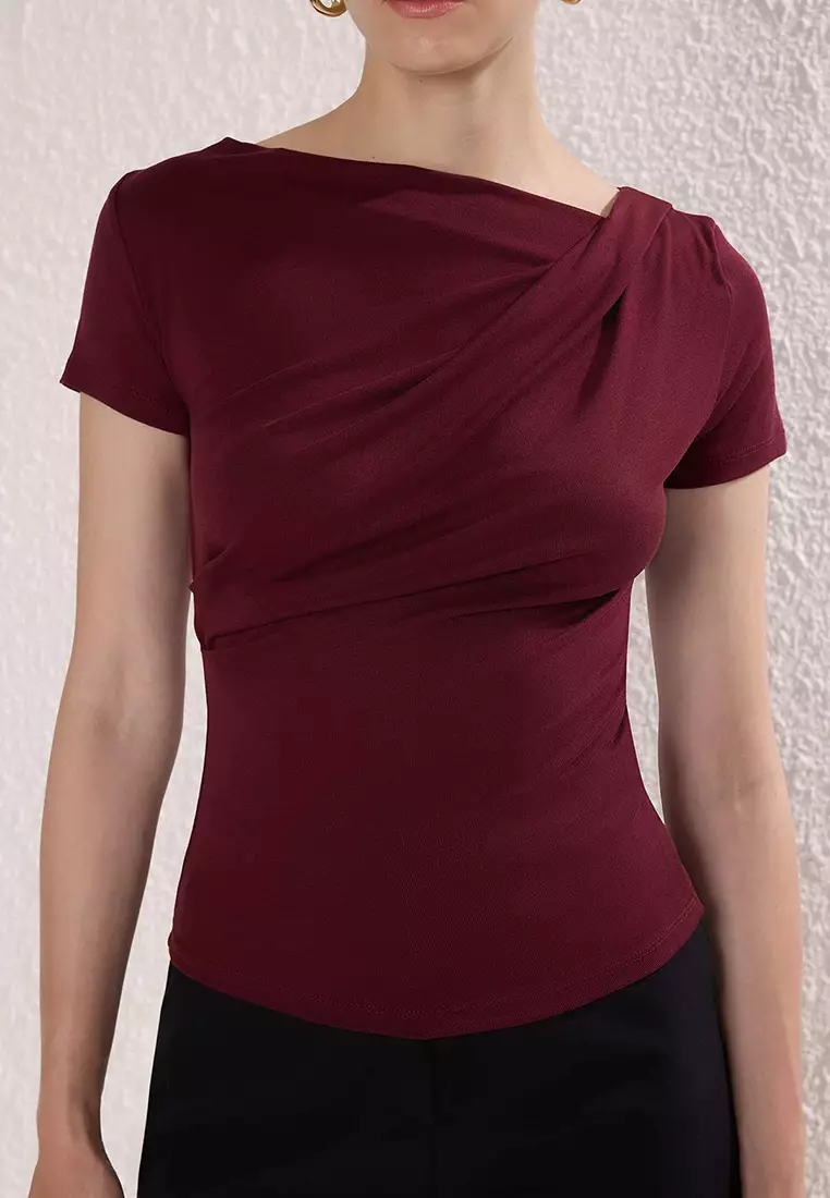 Burgundy Gather/Drape Detailed Fitted/Fitted Knitted Blouse