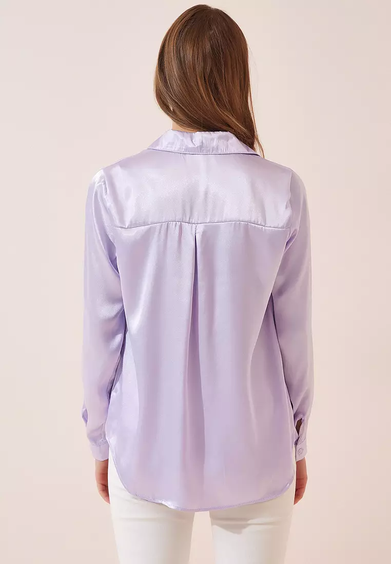 Slightly Flowing Satin Shirt