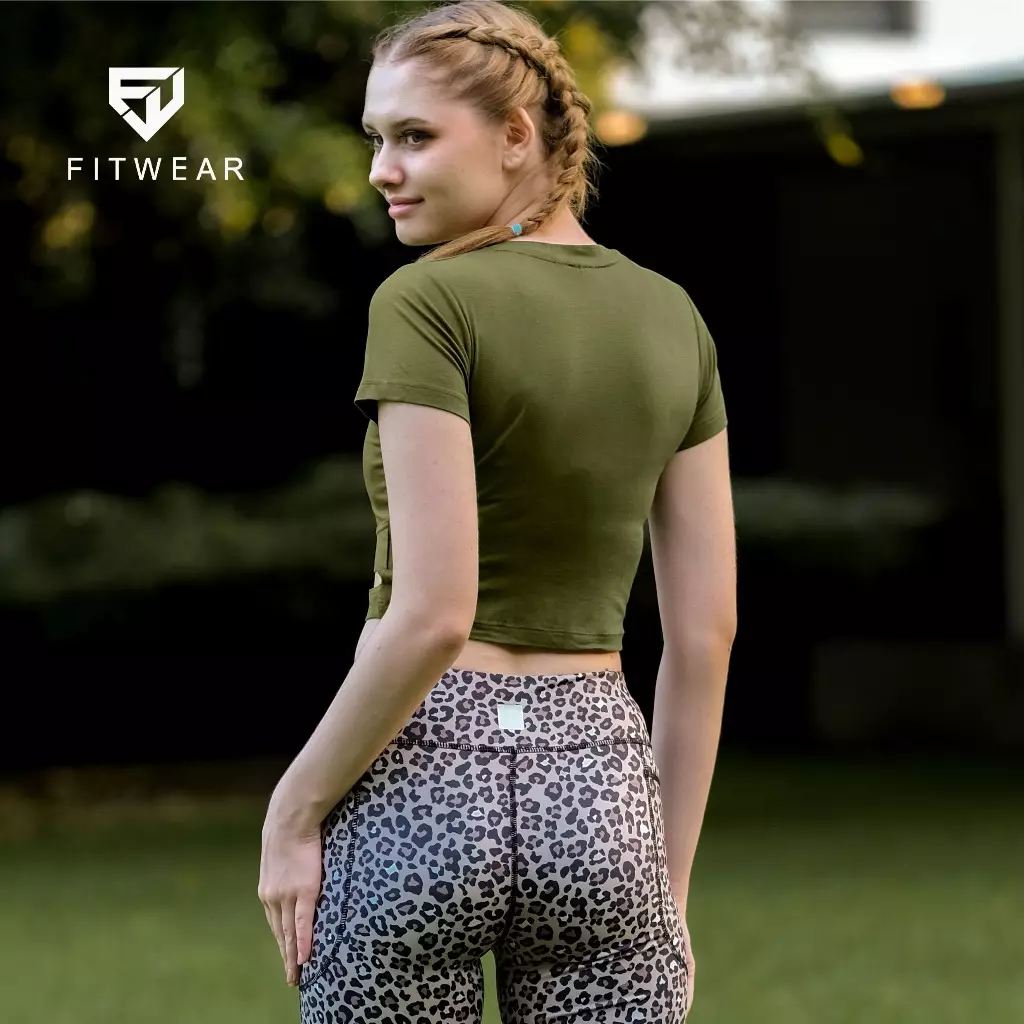 FITWEAR - JENNIE COLOR CROPTOP - ARMY