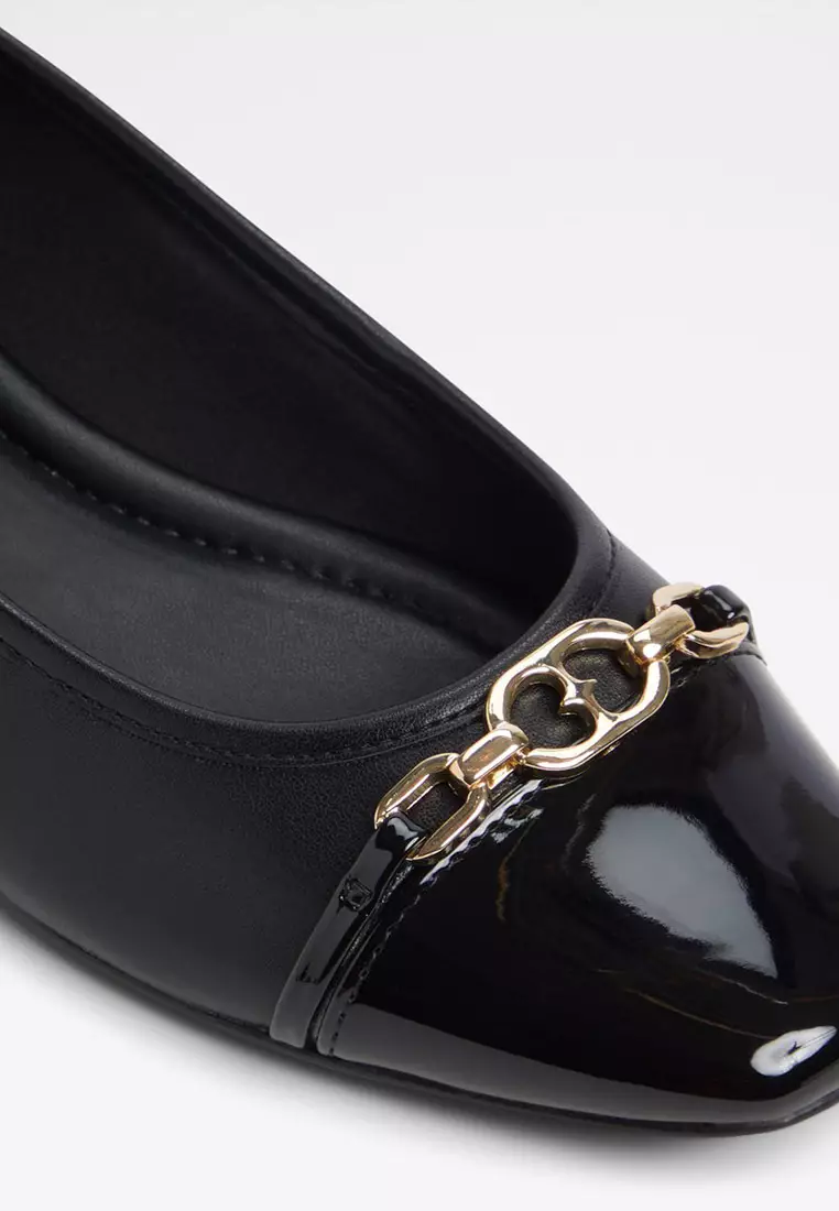 Krishelle Ballet Flats