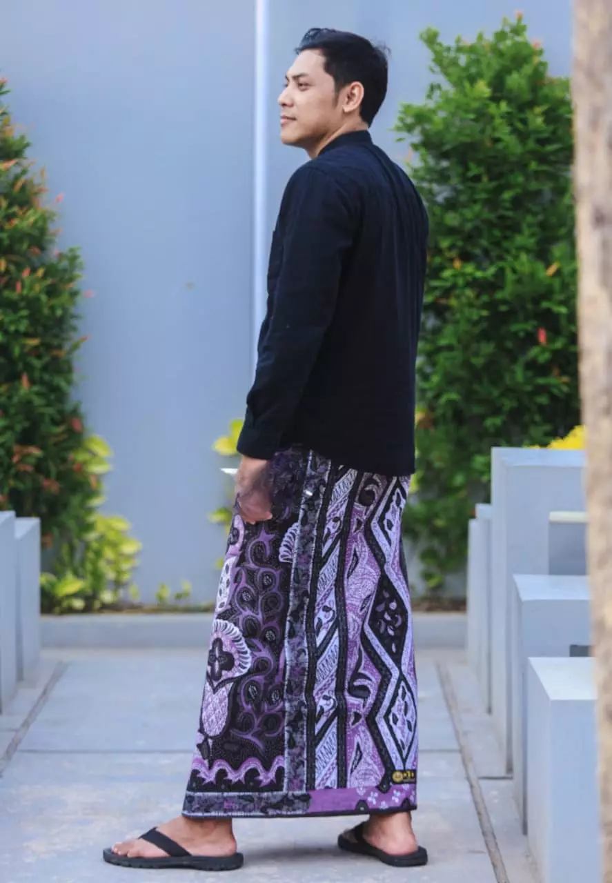Sarung Batik Kipas Jagad Ungu Premium MR