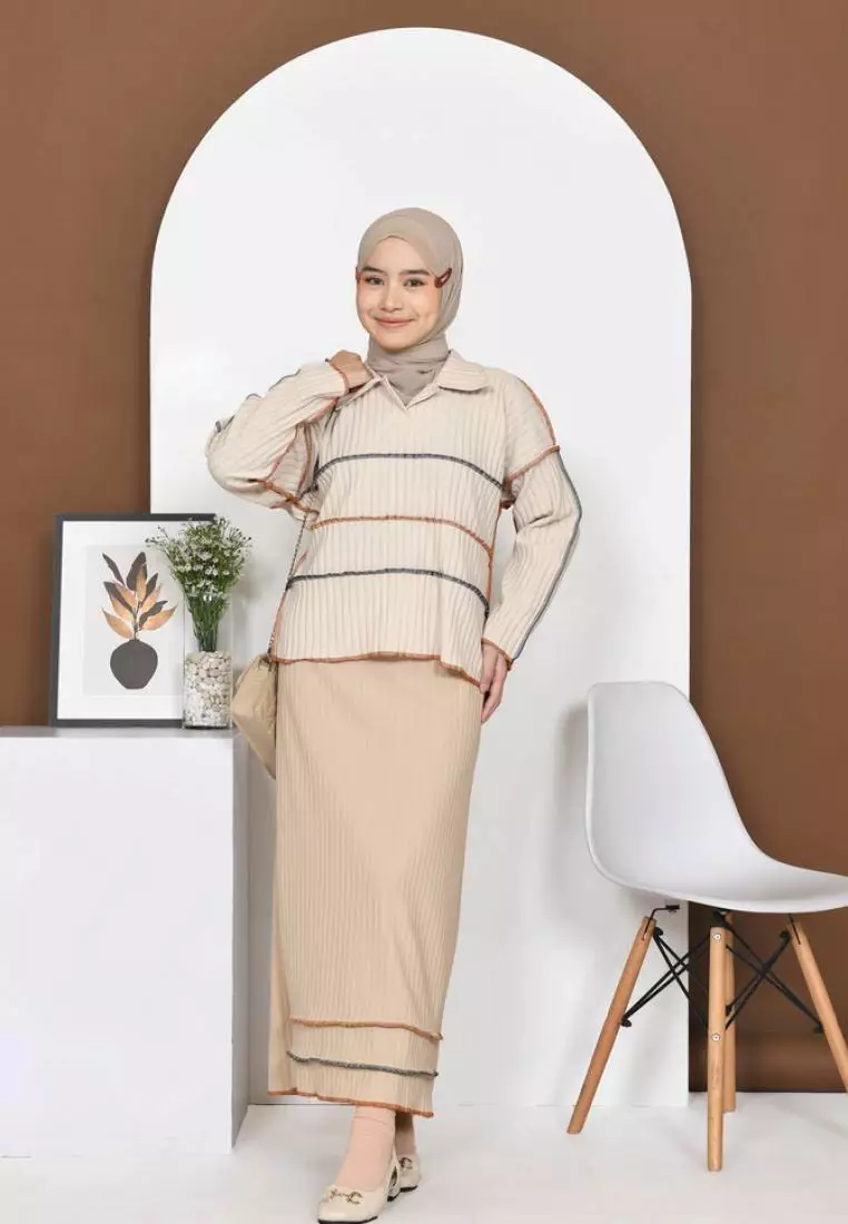 Alma Playfull Knit Skirt - Oat M18354 R24S4