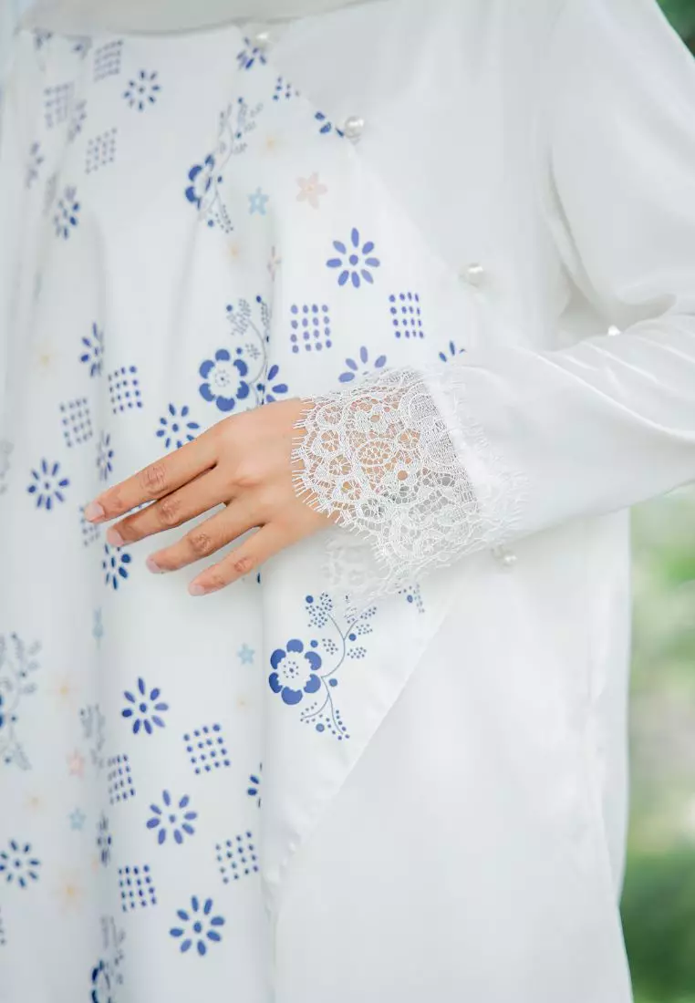 Azaya Kebaya Outer