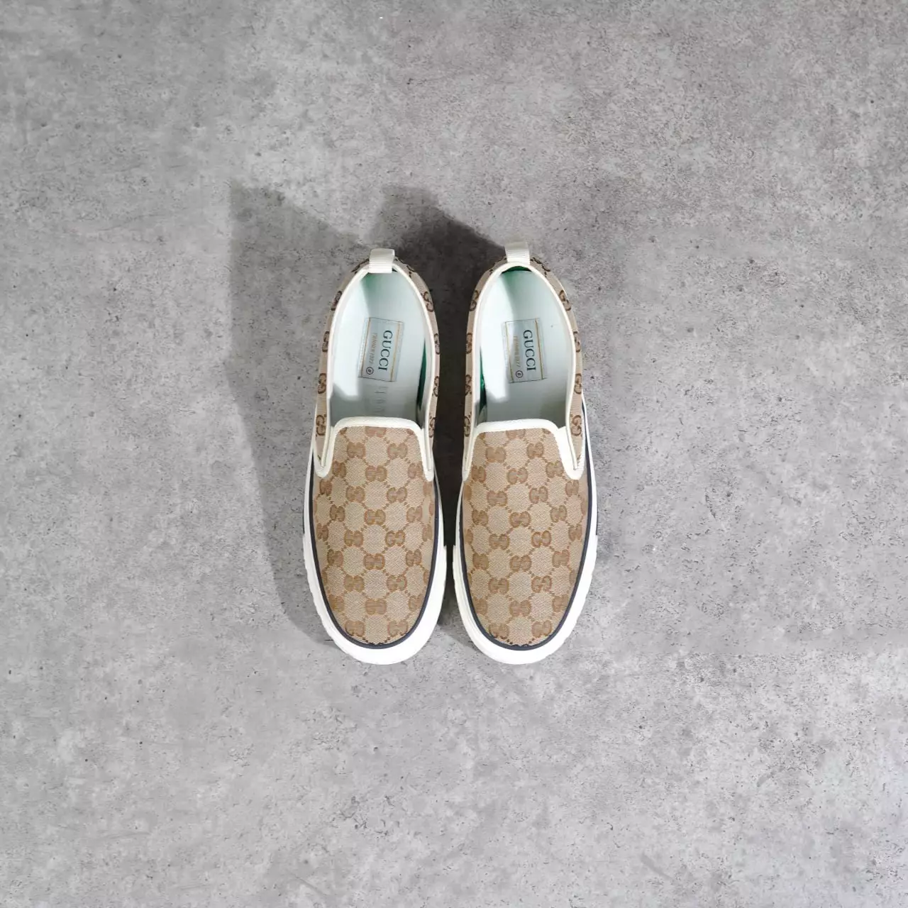 Sepatu GUCCI GG MONOGRAM BEIGE WHITE SLIP ON 100% ORIGINAL