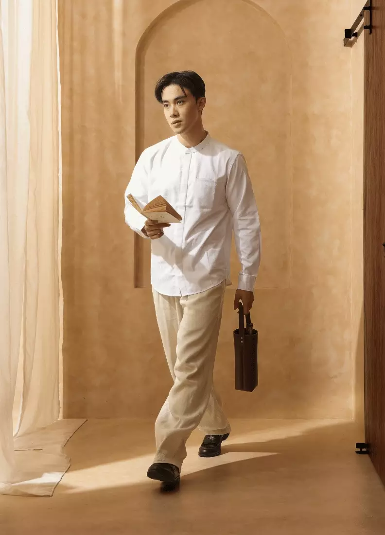 POLICE Kemeja Koko Polos Putih Regular Fit Lengan Panjang Pria