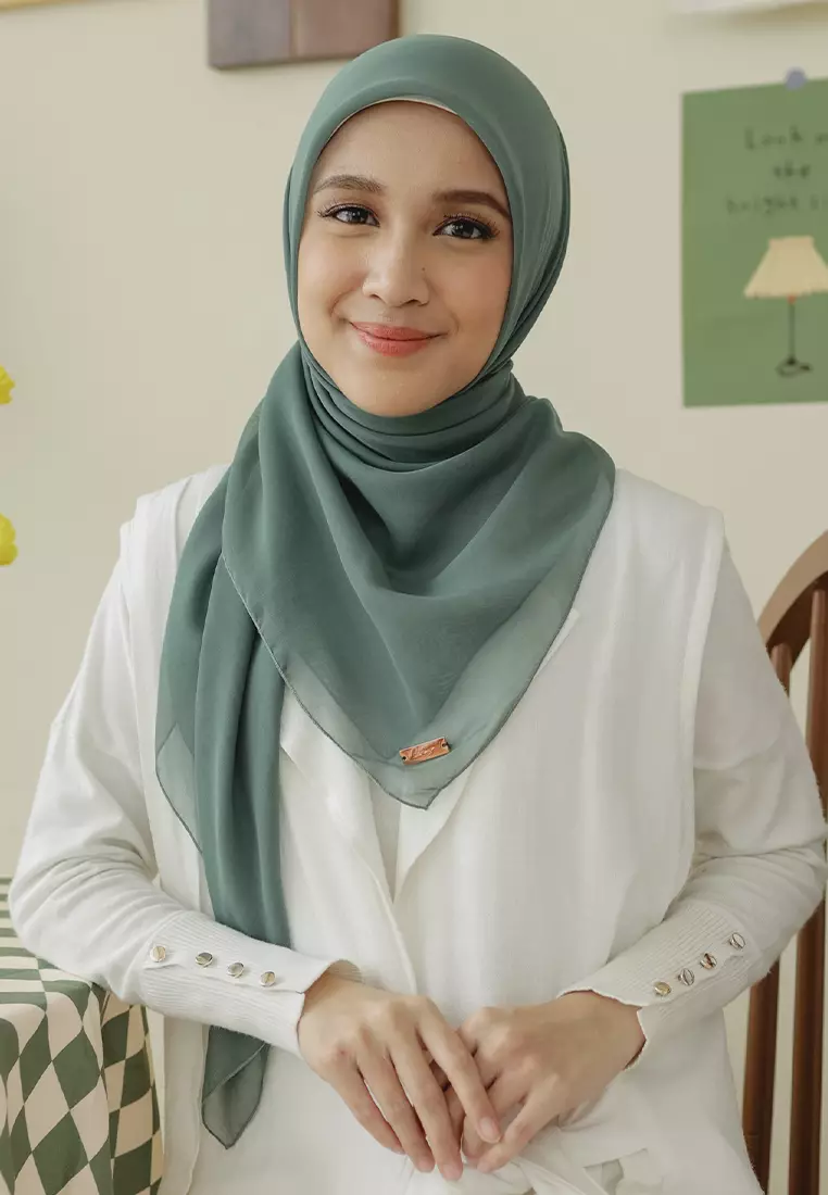 Kirana Paris Plain Japan Pine