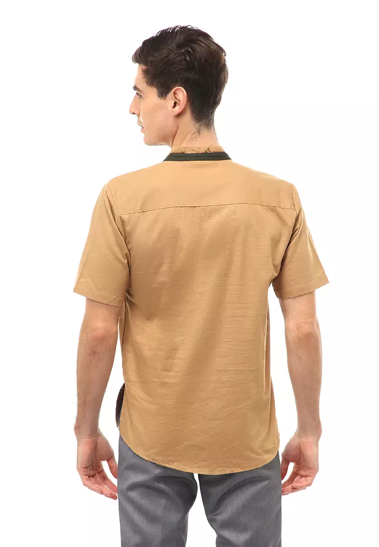 Dwan Atasan Formal Pria Kemeja Koko Motif List Kancing Short Sleeve Material Cotton ORIGINAL - Cream