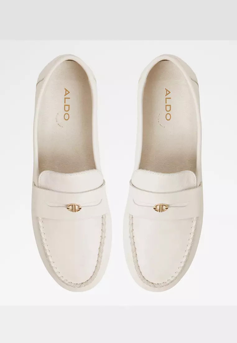 Wylaena Loafers
