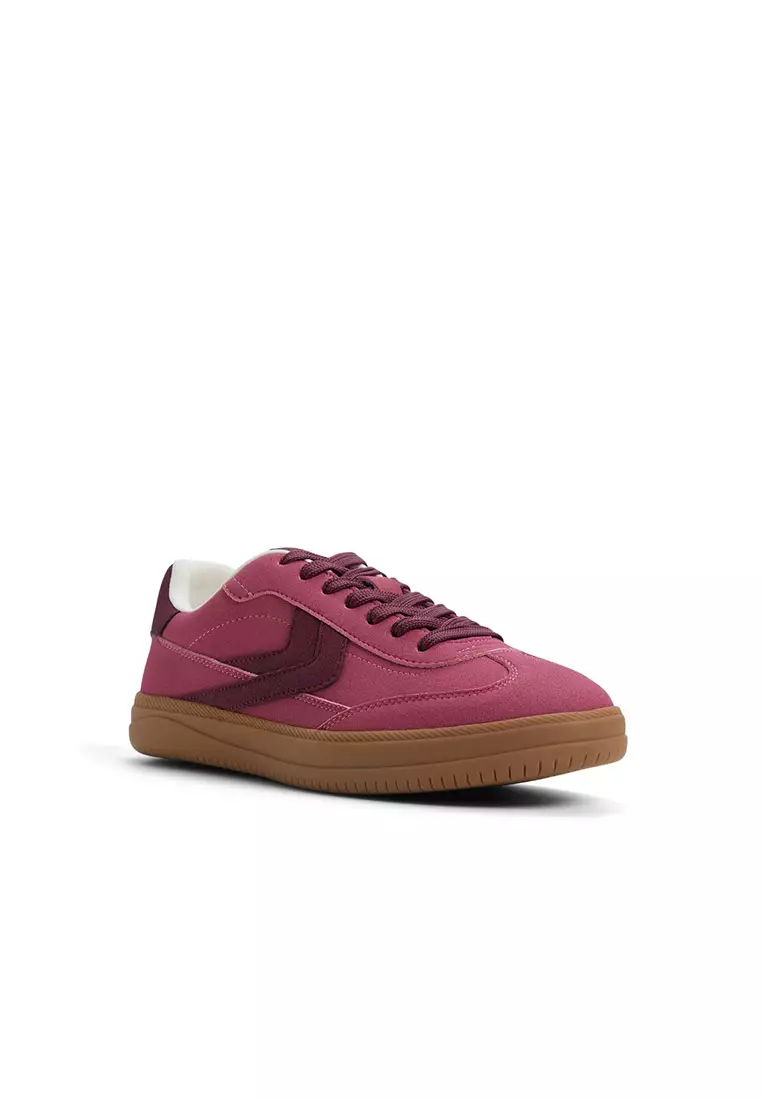 Salome Low-Top Sneakers