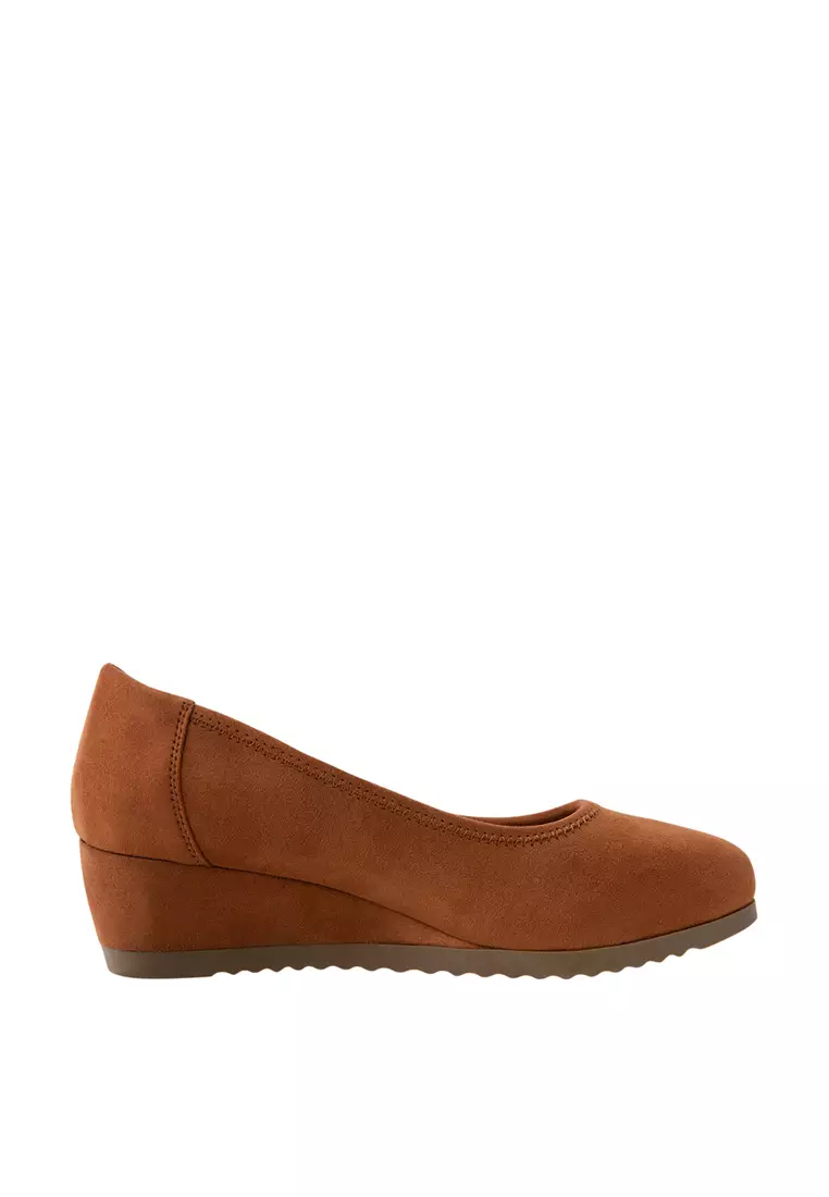 Discount on Comfort Plus by Predictions  shoes - SKU: Women's Wide Width Danika Wedge