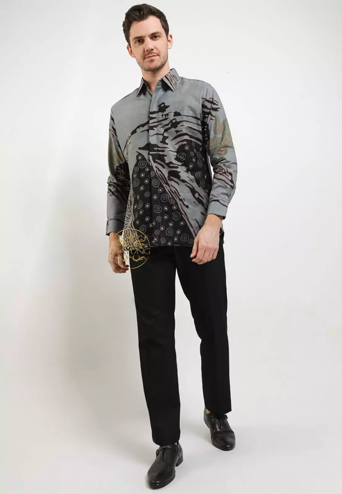 Awandirga Abu Kemeja Batik Pria Premium Slimfit Modern Lengan Panjang