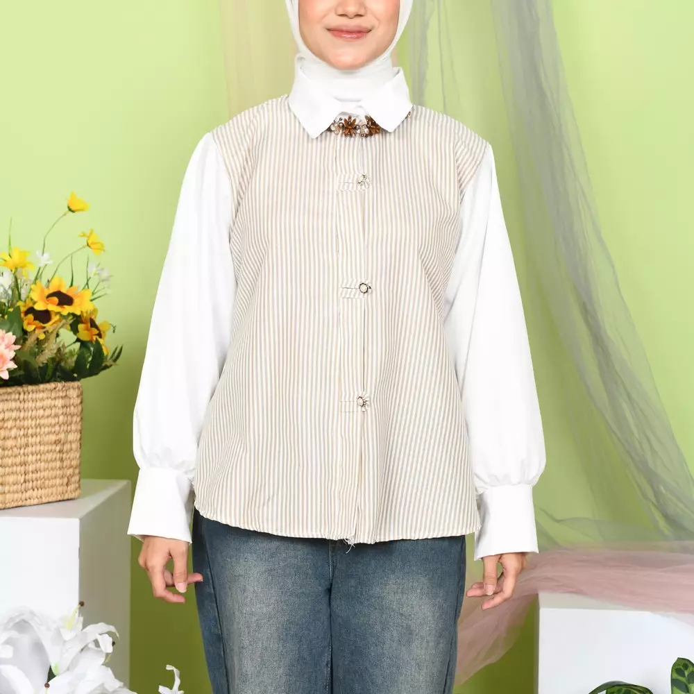 Sweetiepie Blouse - Oatmilk M19896 R50S3