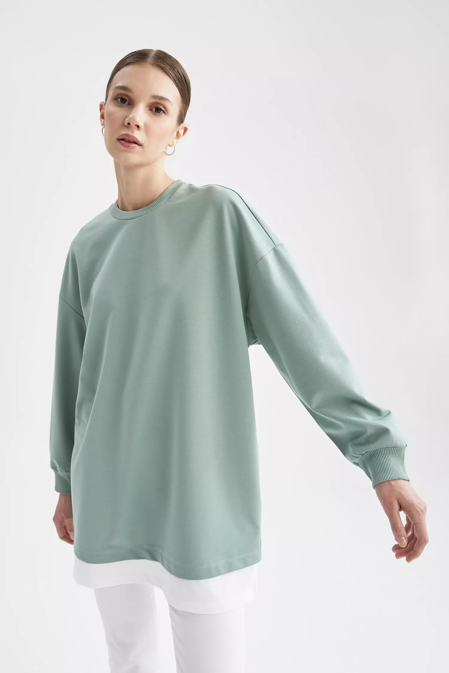 Buy DeFacto Regular Fit Long Sleeve Tunic Sweatshirt 2024 Online