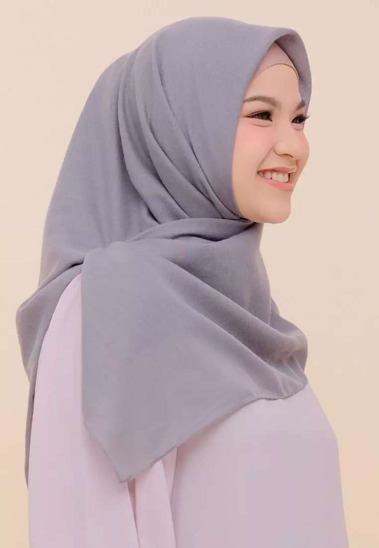 ZM Zaskia Mecca - Sadi Spring Myth Hijab Kerudung Segi Empat