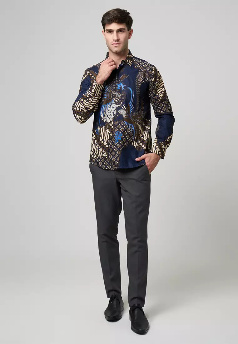 Slimfit Dhara Navy Kemeja Batik Pria Lengan Panjang