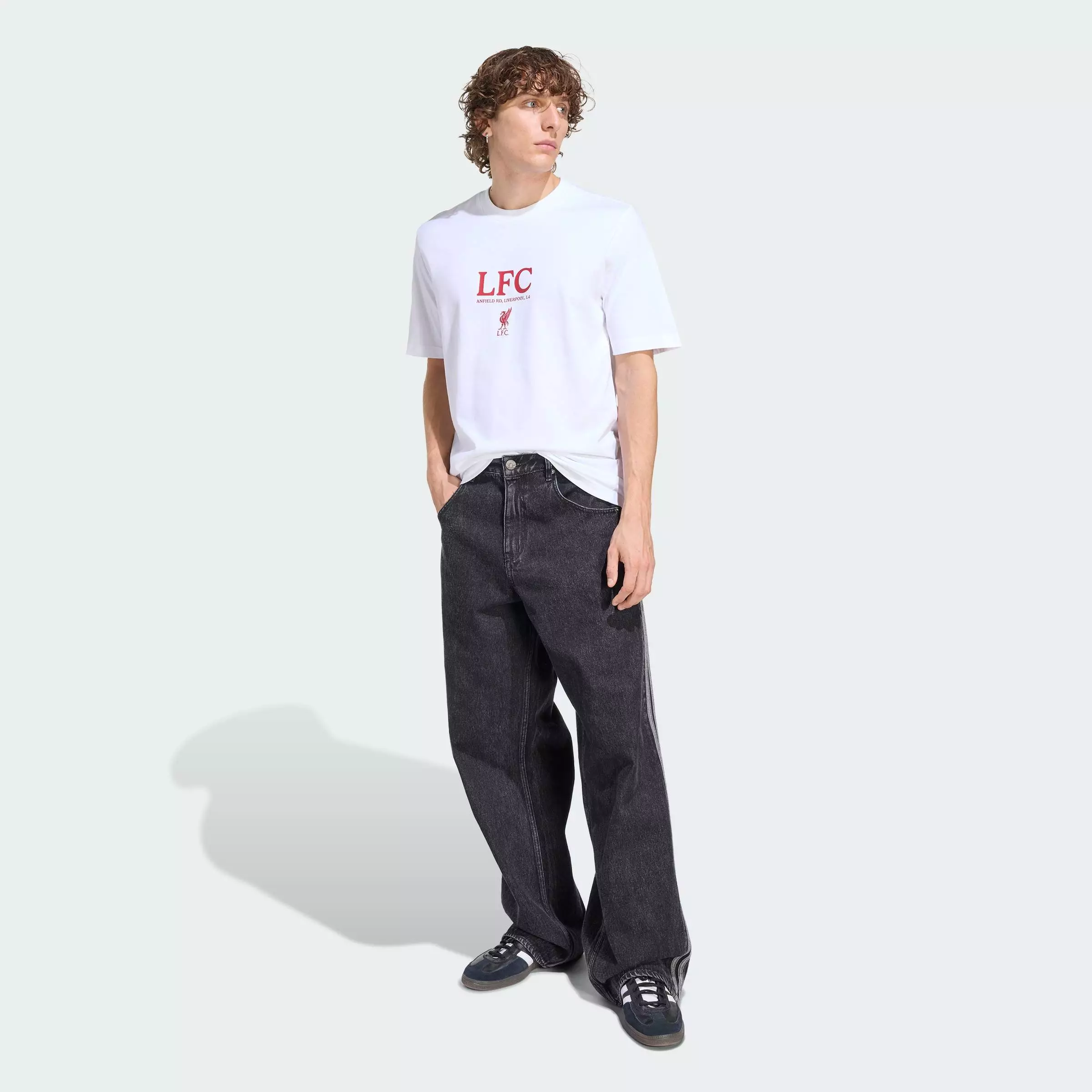 Football Liverpool FC Seasonal Graphic Tee Men White KD9068