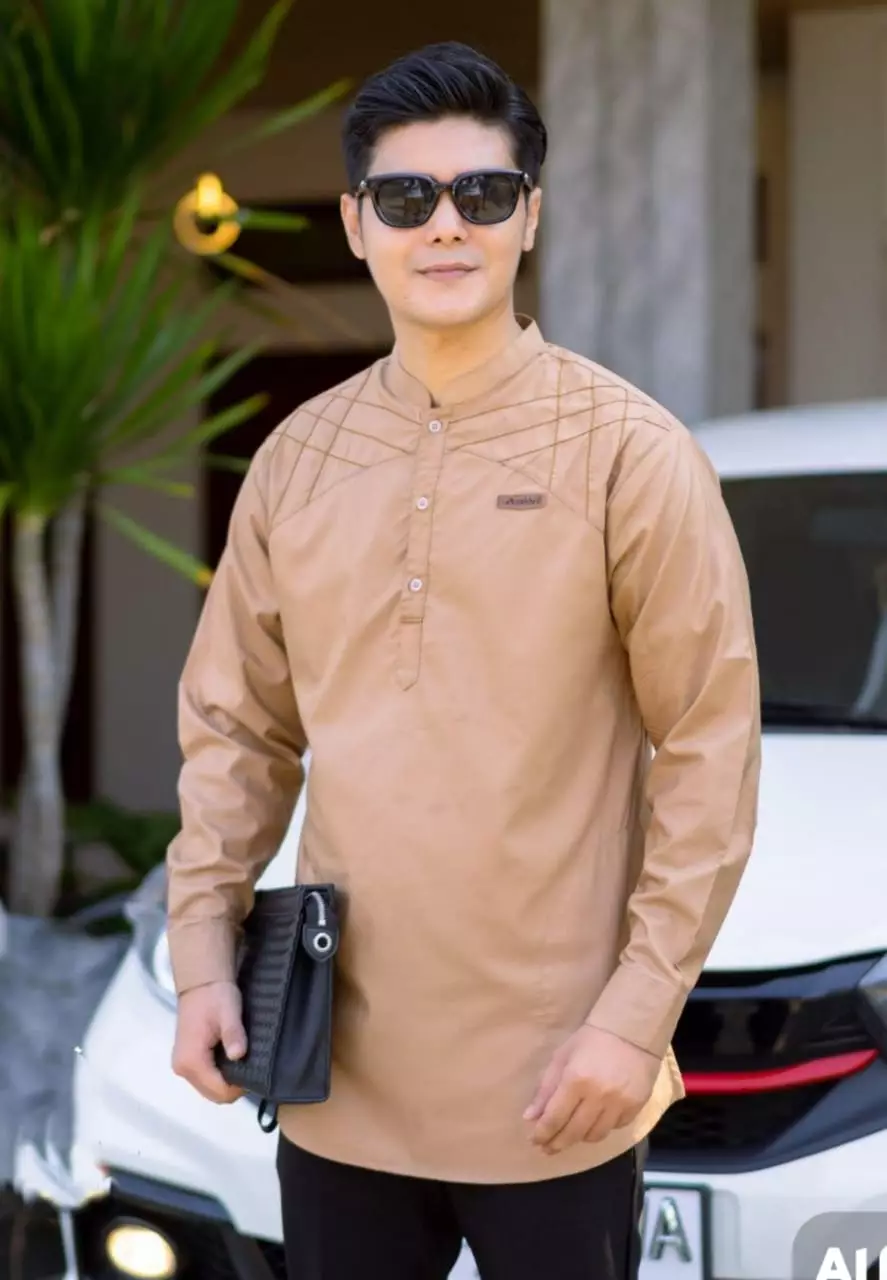 Ramzah Krem Koko Kombinasi Exclusive Pria Casual Modern Lengan Panjang ZA