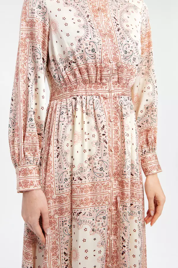 MINIMAL - Latvia - Gaun Satin Motif Bandana - Pink Warna Pink_Light