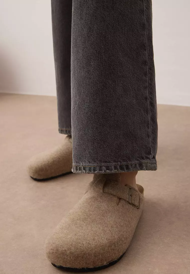 Buckle Clog Slippers