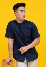 biru tua