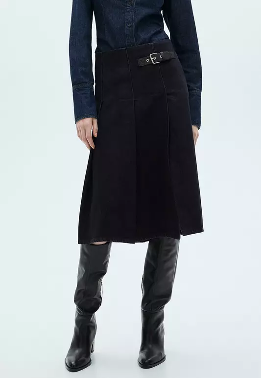 Rinse-Wash Midi-Skirt With Buckle