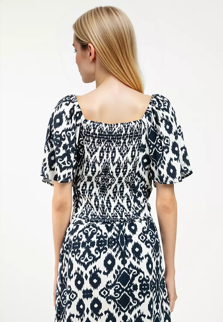 Easy Joy Short Short Sleeve Top