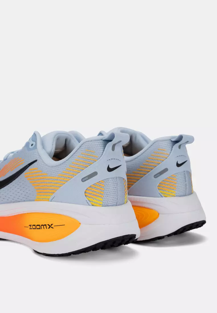 Vomero 18 Road Running Shoes (Wide)