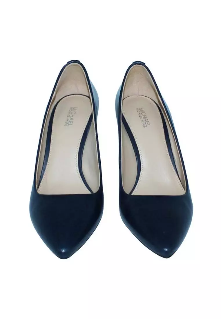 Michael kors navy new arrivals heels