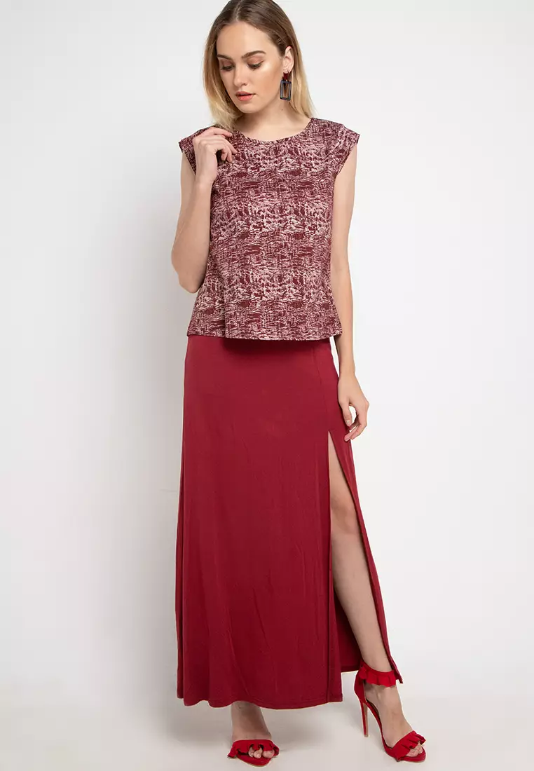 Julie Blouse In Maroon Print