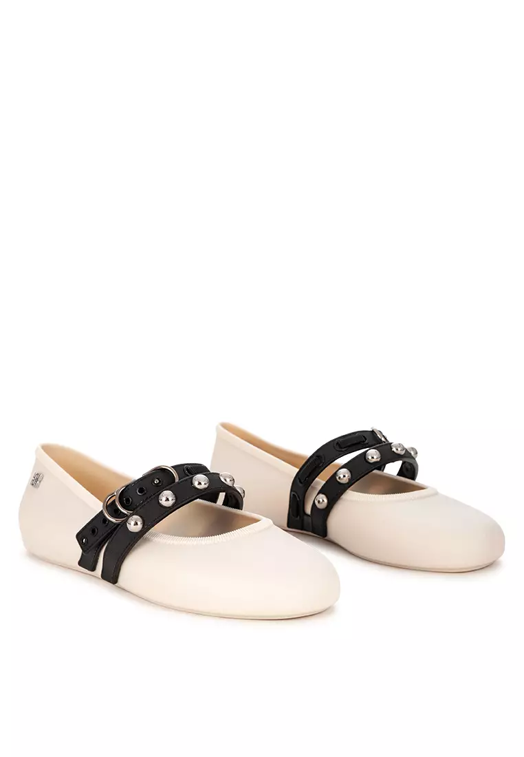 Soft Ballerina Studs Ad