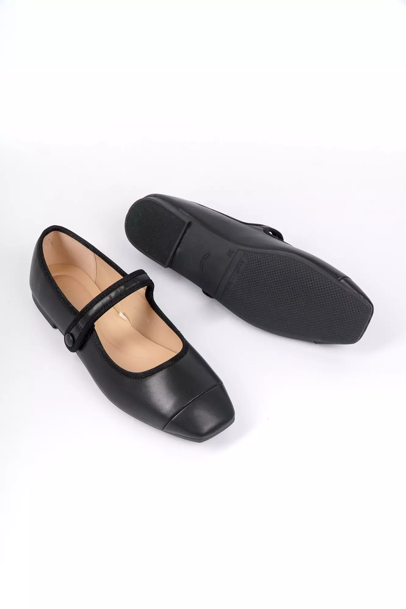 Blow Gili Flats Shoes Wanita BLWF 0022