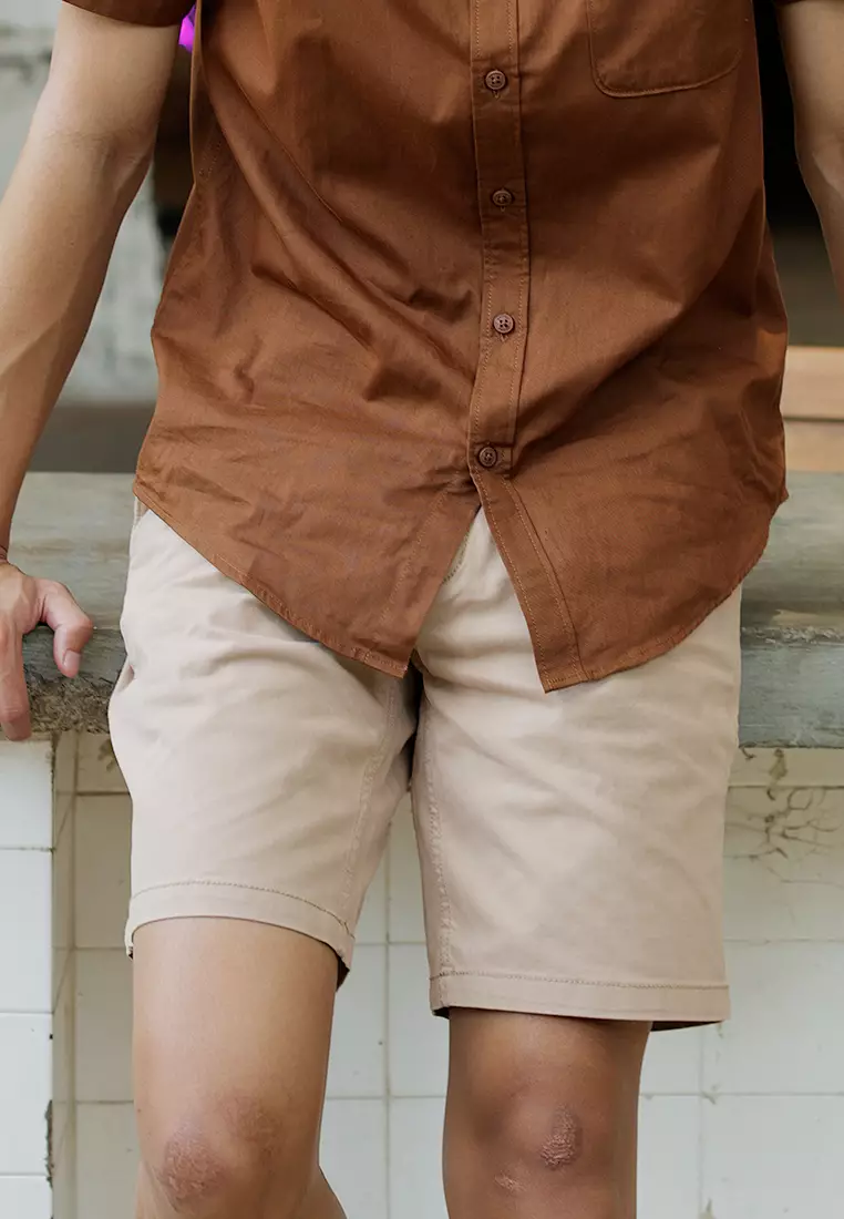 Celana Pendek Chinos SlimFit Light Khakis OXCON