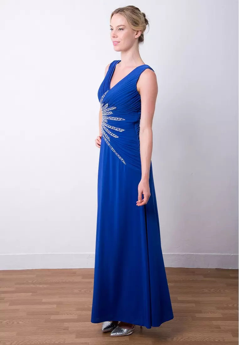 斜裁V領無袖釘珠晚禮服