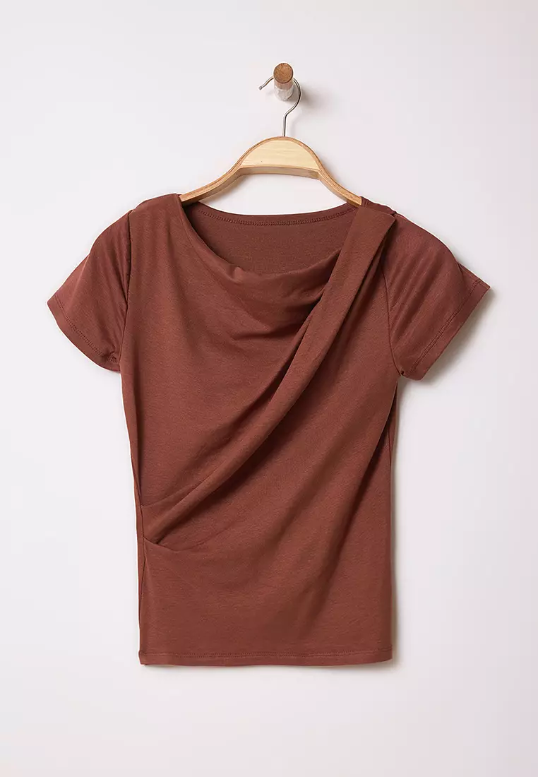 Brown Gather/Drape Detailed Fitted/Body Fitted Knitted Blouse TWOSS25BZ00278