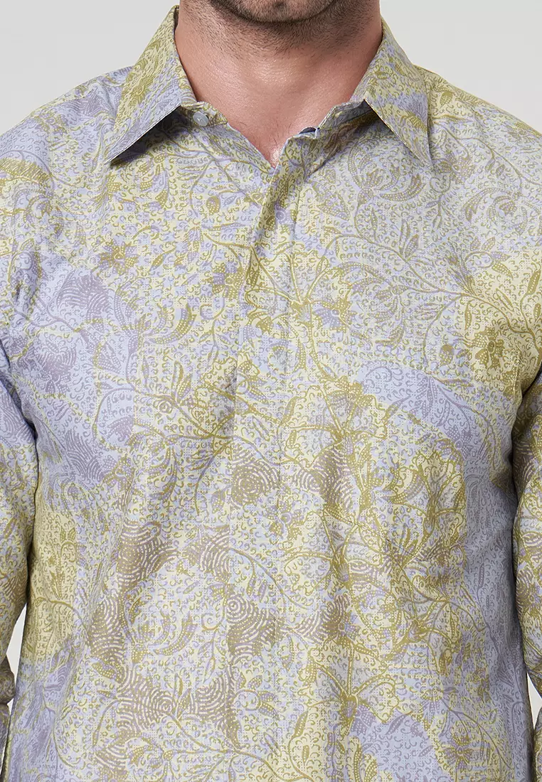 Slimfit Ardiya Kemeja Batik Pria Lengan Panjang