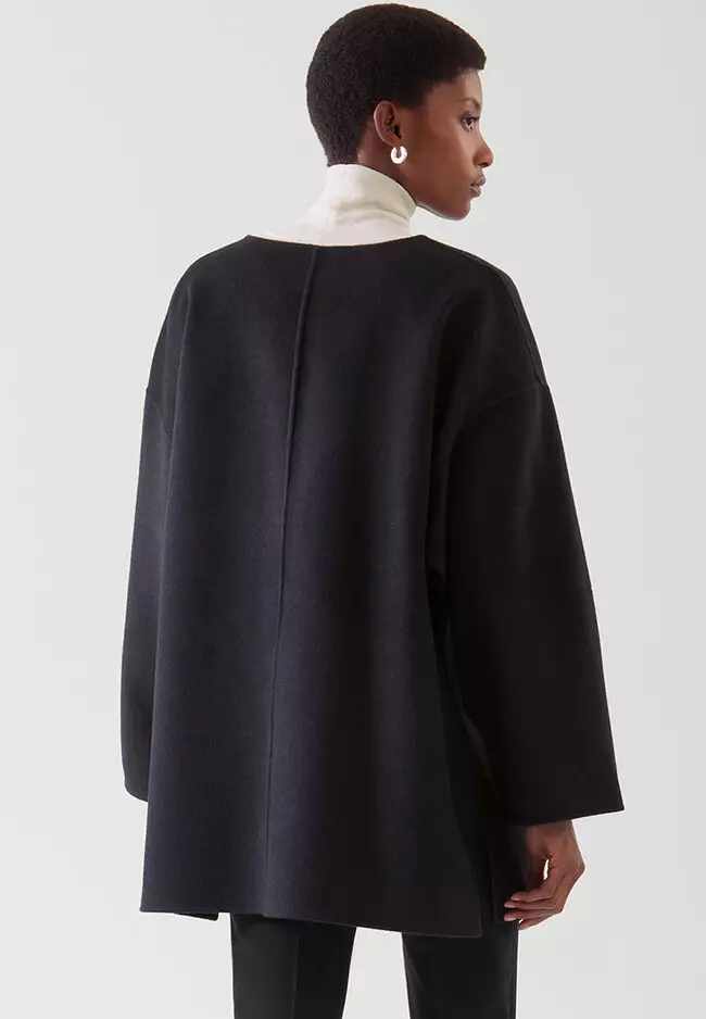 Buy COS V-Neck Wool Cape 2025 Online | ZALORA Philippines