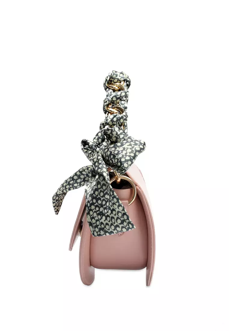 Women's Chain Shoulder Bag / Sling Bag / Crossbody Bag - Pink