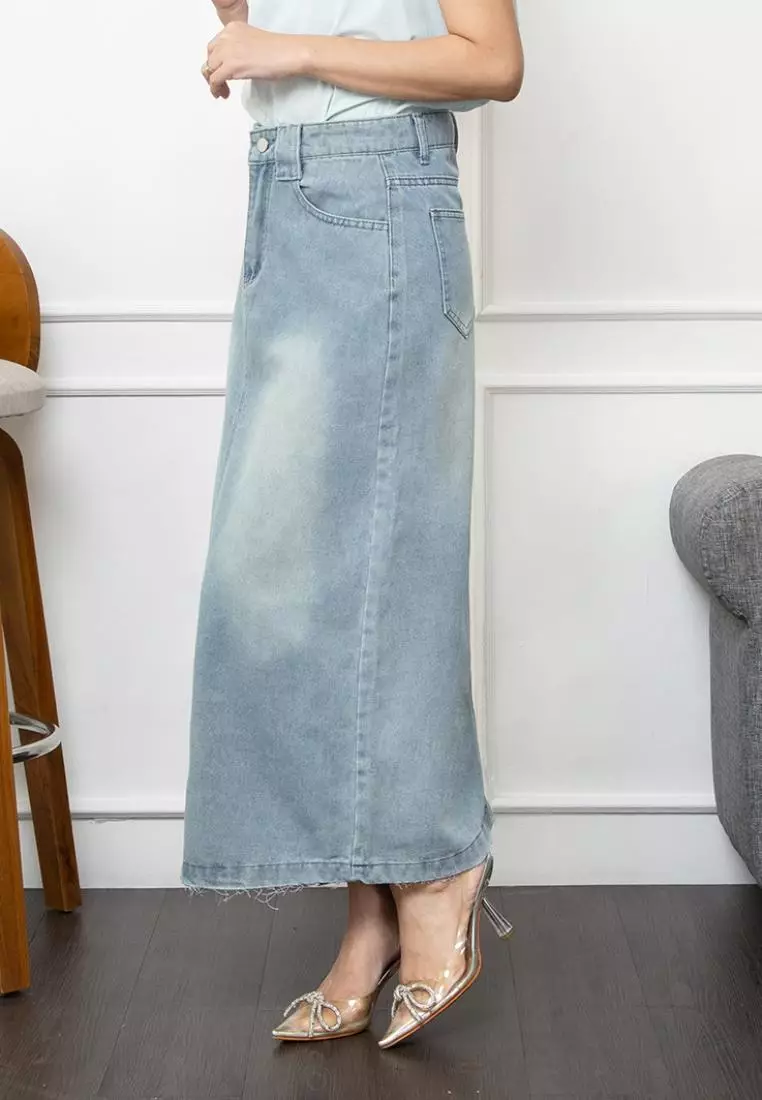 Dezilla Skirt Unfinished in Light Blue