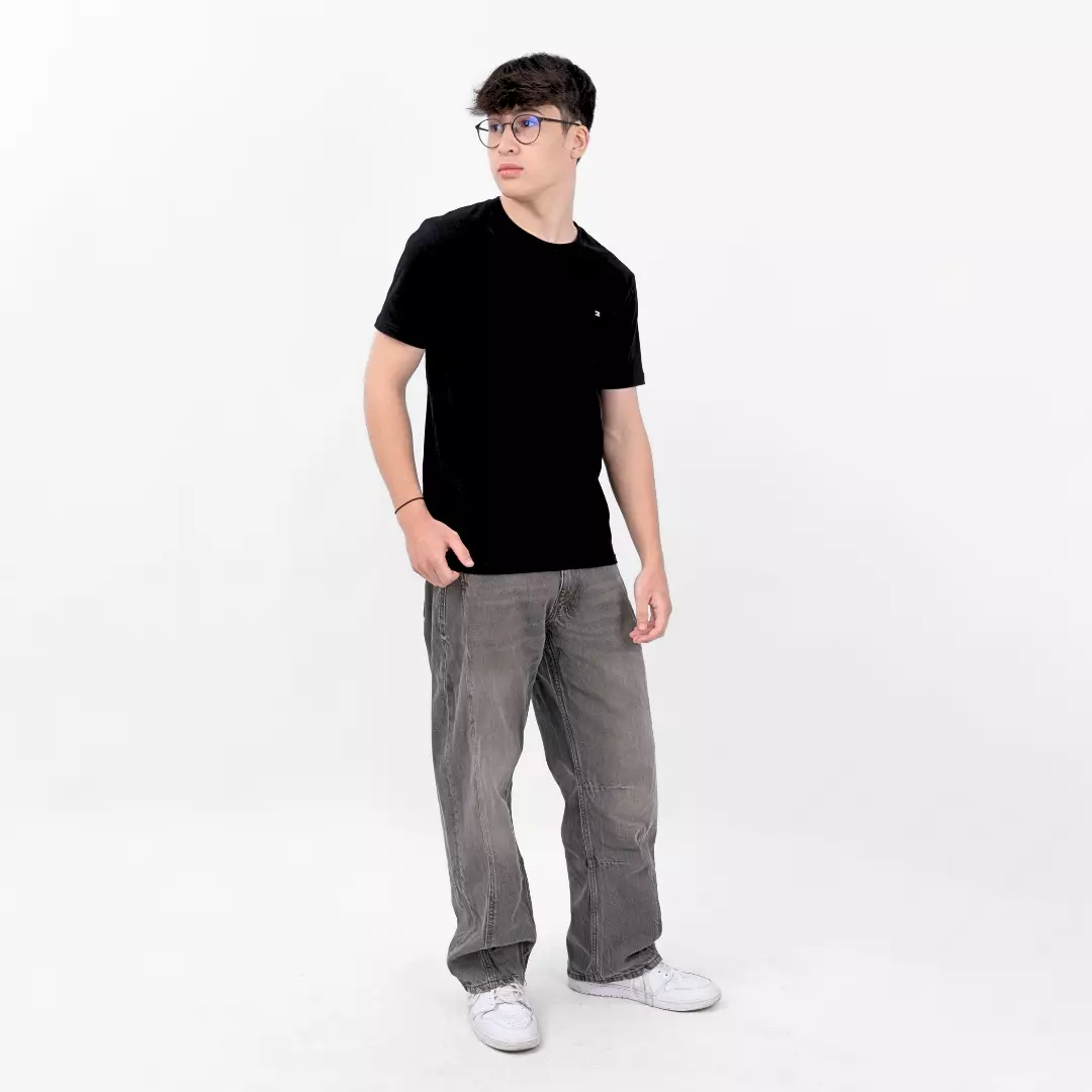 Ryusei Kaos Pria Haruma Basic Black