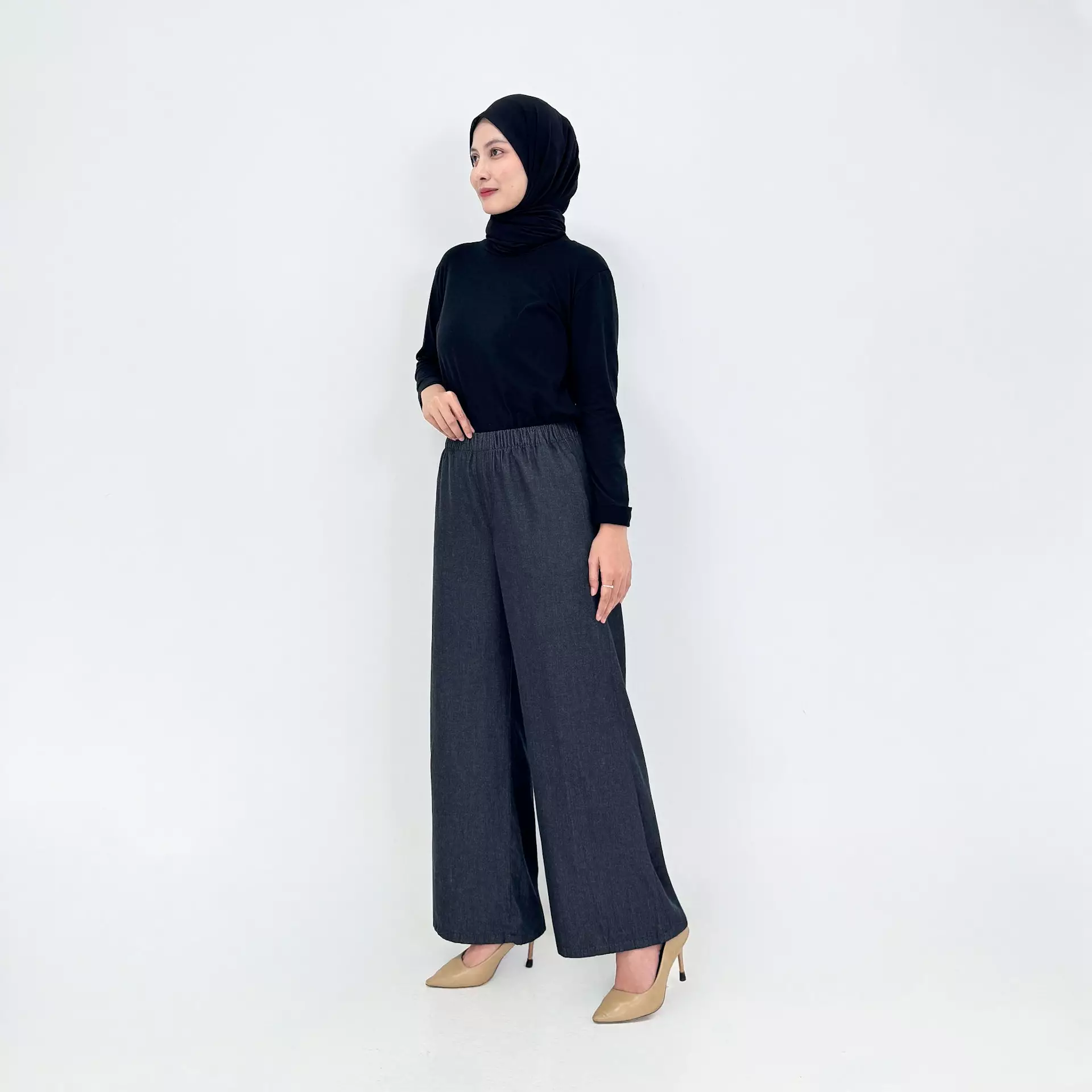 Wide Denim Cotton Neva - Celana Panjang Basic Wanita HITAM