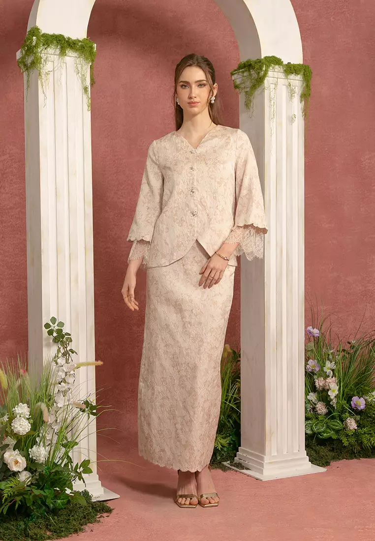 Zalia jacquard peplum kebaya top