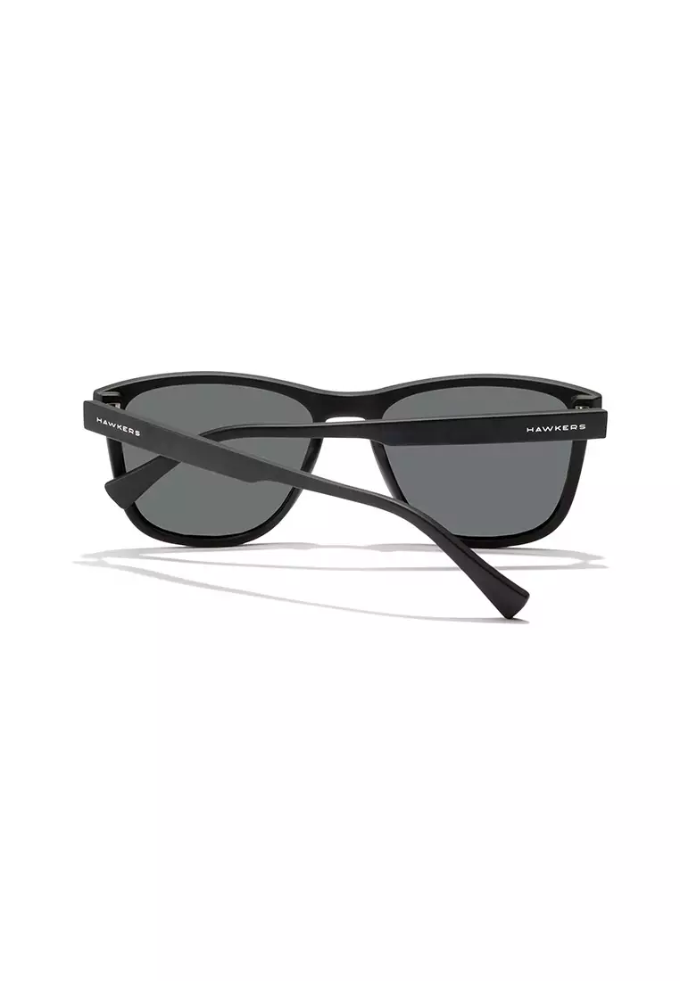 Buy Hawkers HAWKERS POLARIZED Black Dark ZHANNA Sunglasses for Men and Women,  Unisex. UV400 Protection. Official Product designed in Spain HZHA22BBTP  Online