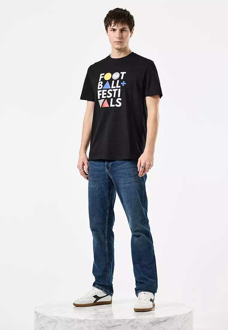 MENS BLACK FOOTBALL + FESTIVALS TEE GRAPHIC TEE
