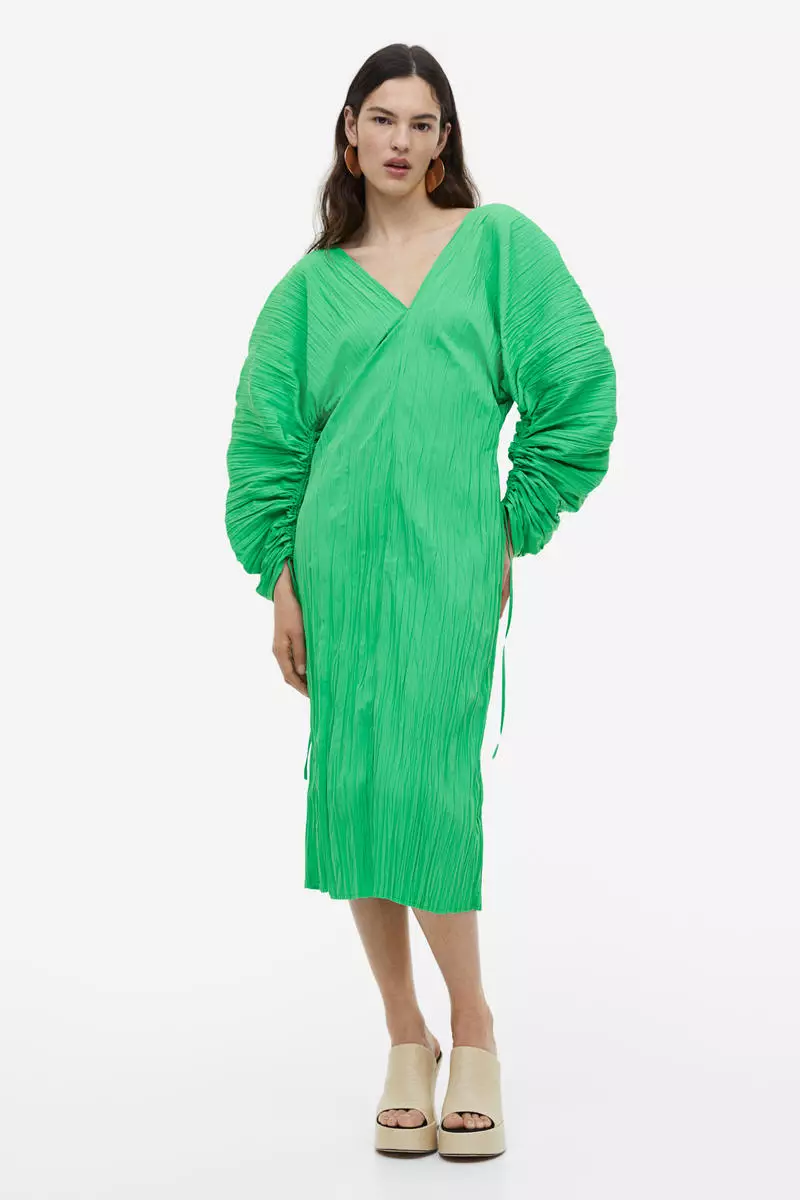 Buy H&M Voluminous dress Online | ZALORA Malaysia