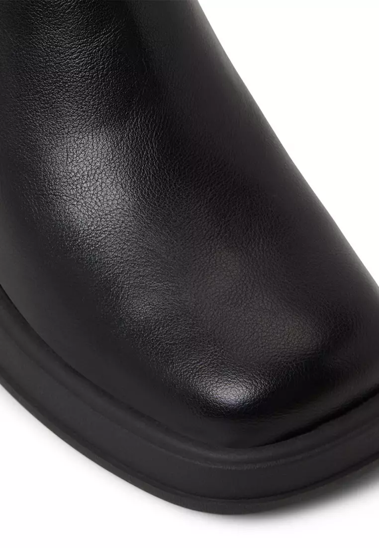 Rikki Boots