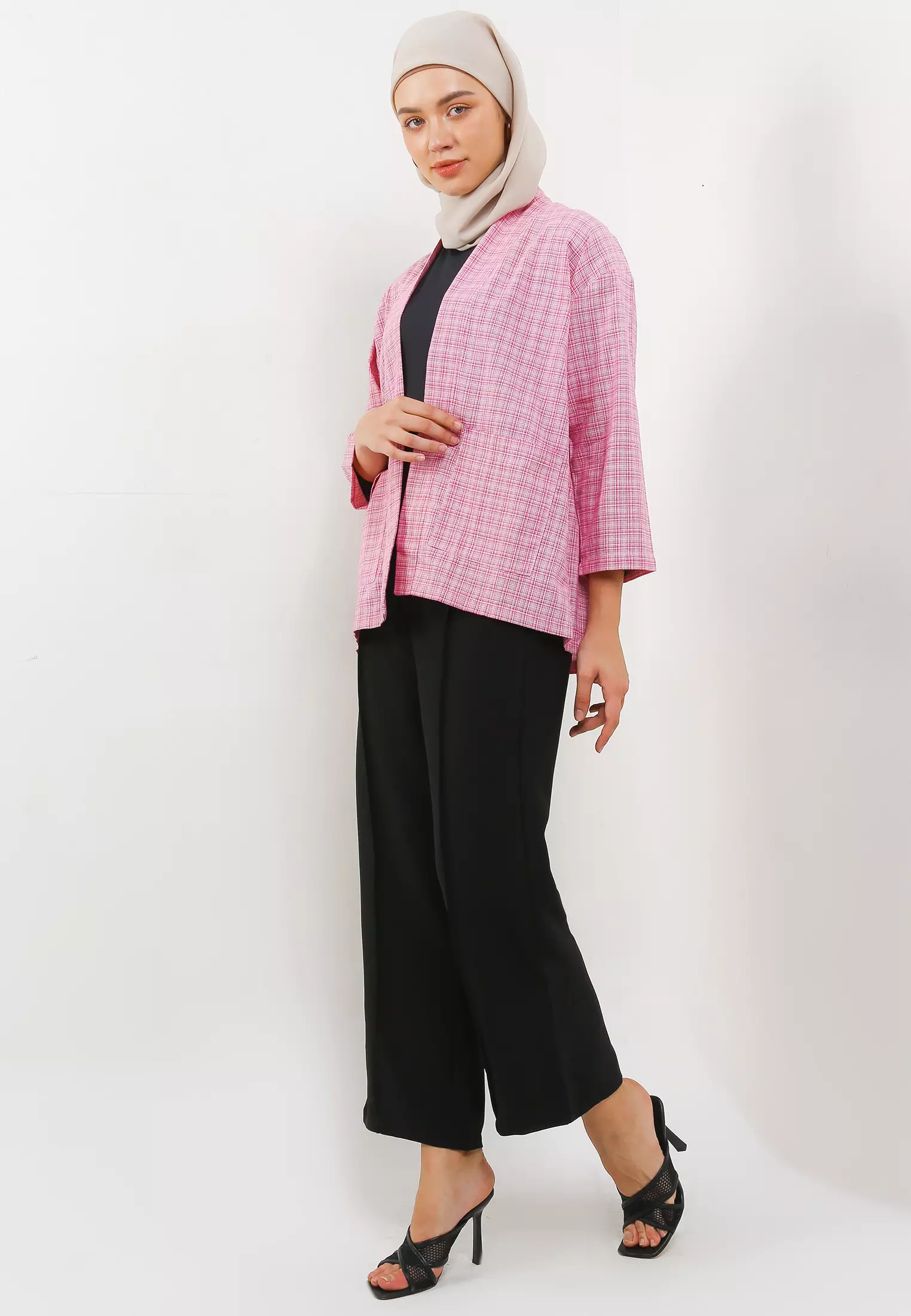 MFMW Ratatouille Outer Cardigan Fushia Motif Kotak